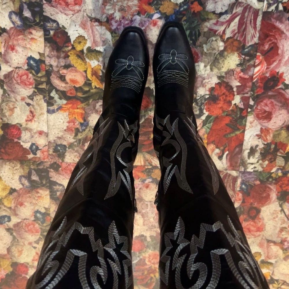 Black Embroidered Women's Boots